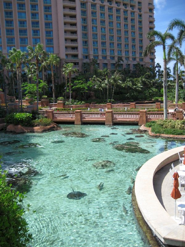 Hotel Atlantis Nassau Pool