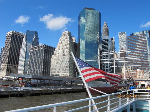 Blick vom Boot auf Manhattan